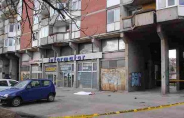 Djevojka se bacila sa desetog sprata zgrade na Pofalićima: Čuli smo kad je udarila od beton, strašno!