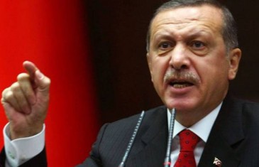 Politico: Erdogan planira rat i obračune kako bi sačuvao svoju kožu