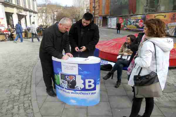 Pročitajte koliko SBB novca nudi građanima za svaki potpis podrške Radončiću!?