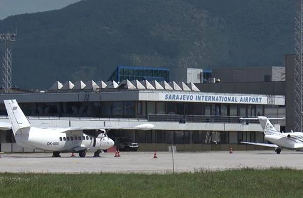 NAKON NAPADA U BRISELU: Pogledajte šta je urađeno na aerodromu u Sarajevu…