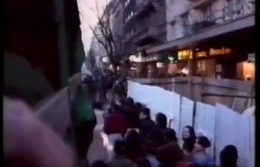 Snimak koji smo čekali 24 godine: Kako su se beogradski rokeri iz kamiona borili protiv rata