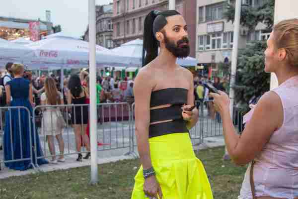 Božo Vrećo oduševljen odlukom Njemačke da u škole uvede rodno neutralne oznake: Bravo Berlin