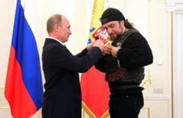 Jedini čovek koji kod Putina ulazi bez kucanja
