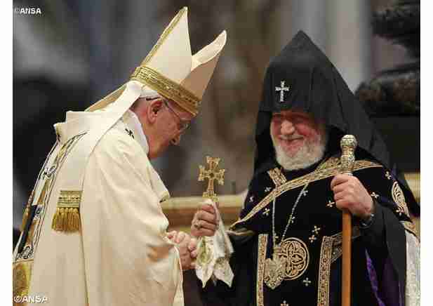 PROROČANSTVO SE OSTVARUJE: Papa Franjo poziva na jednu svjetsku vladu, da bi se spasilo čovječanstvo