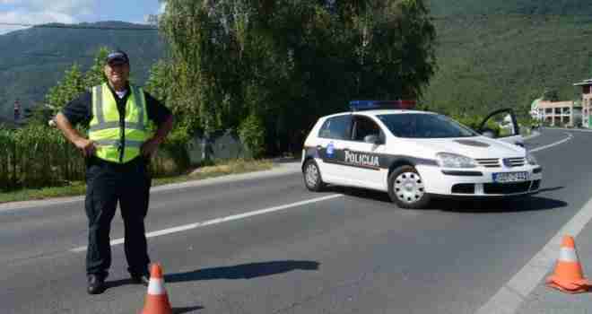 Nesreći na cesti prethodila pucnjava: Na polo ispaljeni hici iz BMW-a, u pitanju pokušaj ubistva?!