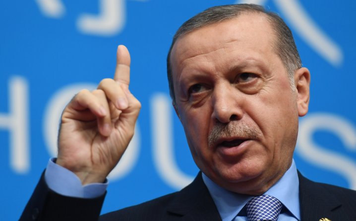 Erdogan poslao poruku islamskom svijetu: Kao musliman odbijam sve tvrdnje u kojima se islam poistovjećuje s terorom .
