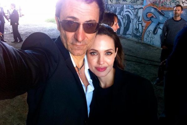 Đurina supruga podijelila njegov selfie s Angelinom, a on napisao: Ono kad ti žena nije ljubomorna