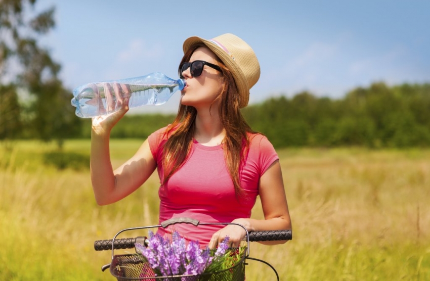 Koliki je stvarno rok trajanja flaširane vode: Ostaćete bez teksta!