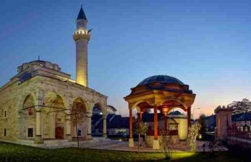 Muderrisova hutba: Sudbina bosanskih džamija uveliko podsjeća na sudbinu bosanskog čovjeka