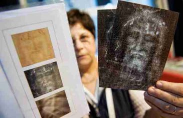 SVJETSKA SENZACIJA: Italijanski naučnici pronašli Isusovu krv na tkanini u koju je bio umotan