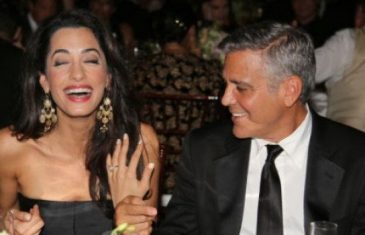 George Clooney prvi put progovorio kako se zaljubio u Amal: Klečao sam 20 minuta dok nije rekla ‘da'…
