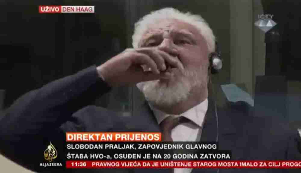 Pogledajte trenutak kad je Slobodan Praljak popio otrov -VIDEO