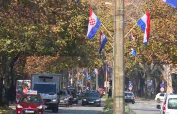 Mostarski policajci napali novinarku Galić kada je došla da prijavi neovlašteno postavljene zastava Herceg-Bosne