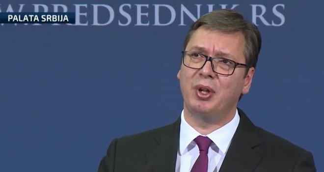 NAPUŠTA POLITIKU – Vučić za Blumberg: Kada završim posao do 2022. Srbija u EU, neću se više kandidovati