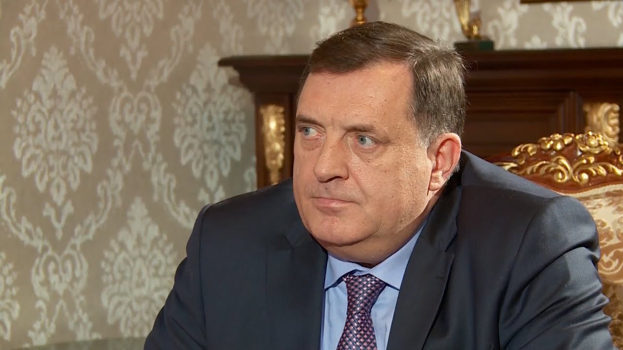OPASNO SE NALJUTIO: Milorad Dodik od danas više neće davati izjave ispred…