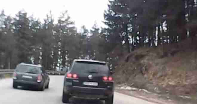 Haos na bh. cesti: Preticao vozilo na magistralnom putu pa pucao na vozača! A policija otkrila…