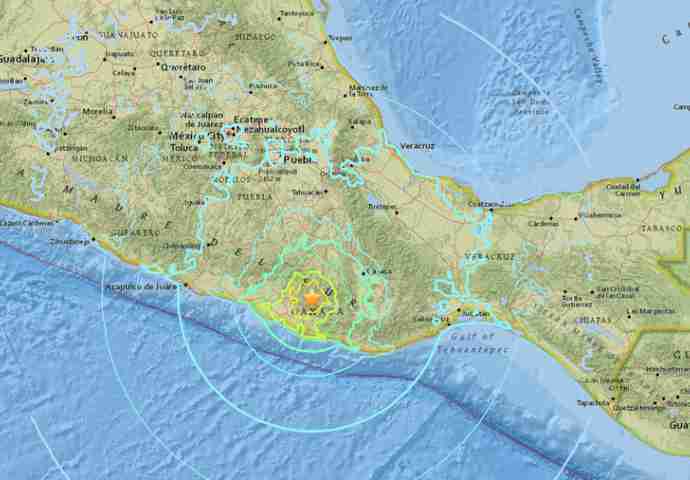 SNAŽAN POTRES POGODIO MEKSIKO: Milioni ljudi bez struje, srušio se helikopter koji je izviđao najteže pogođeno područje, ima mrtvih!
