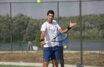 ĐOKOVIĆA PREPLAVILE EMOCIJE: Novak u Parizu pričao o svojoj teniskoj majci! Evo šta je sve rekao o njoj