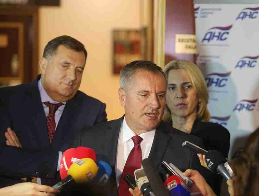 NAKON RADOVANA – POTOP: Kasno sinoć odobreno da se Republika Srpska zaduži za čak…