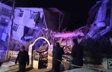OPŠTA KATASTROFA U TURSKOJ: Najmanje 14 mrtvih, oko 300 povrijeđenih, srušeno stotine zgrada…