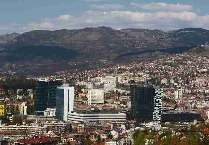 BOŠNJACI PROTIV ZAPADA ILI ZAPAD PROTIV BOŠNJAKA: Dobija li Sarajevo novu “alijansu za promjene“