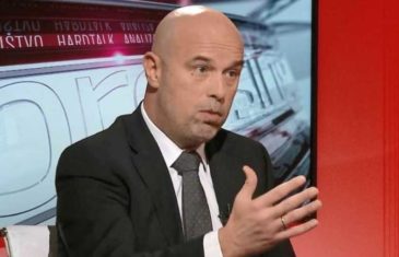MOJ MILANE, JABUKO SA GRANE: Pogledajte kako je Miro Lazović u dvije rečenice “matirao” Milana Tegeltiju