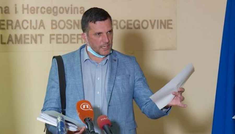 NOVI MOMENAT U PREDMETU “RESPIRATORI” MOGAO BI BITI KLJUČAN: Novalić nije kontaktirao Zolaka za dozvolu “Srebrenoj malini”, pa je sada čudno kako…