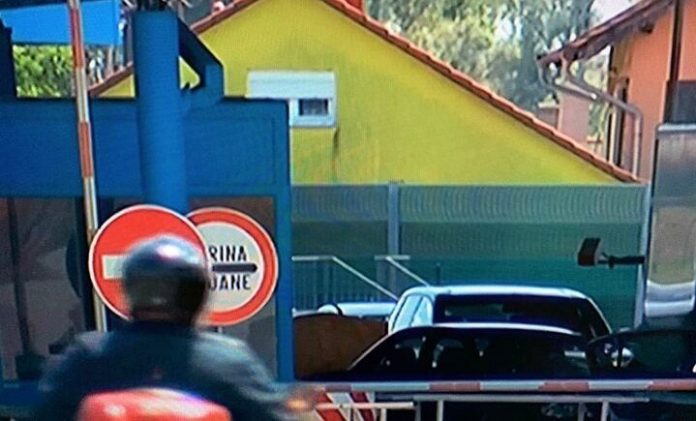 DRAMA NA GRANICI S HRVATSKOM: Policija putnike vraća u Bosnu i Hercegovinu…