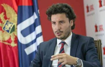Kako je Dritan Abazović pao u Potočarima: Porodicama žrtava se ne soli pamet, a definicija genocida je jasna
