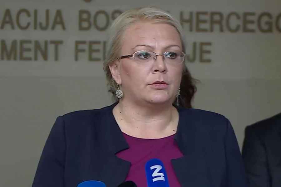 LIDIJA BRADARA IZGUBILA ŽIVCE: “Rezolucija Bundestaga je NARUČENA, to su zlonamjerne kvalifikacije. Predsjednik Čović nije…”