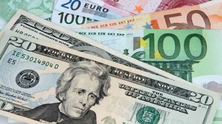 Zašto euro tako loše stoji u odnosu na dolar?