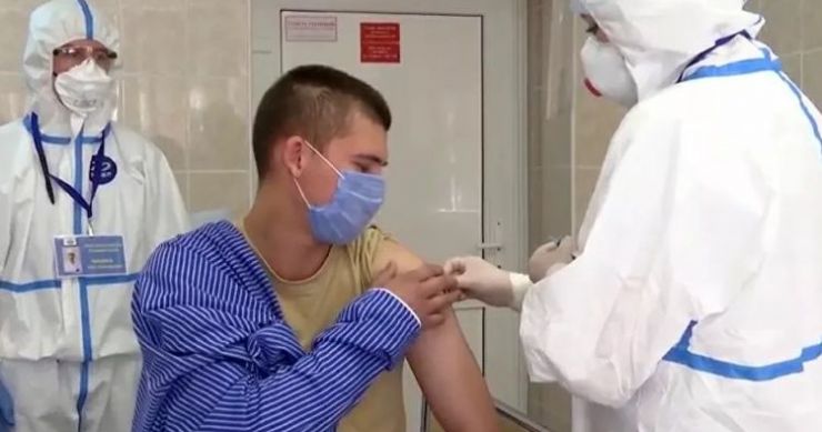 Prvi u svijetu: Rusija započela masovnu vakcinaciju Sputnjikom V