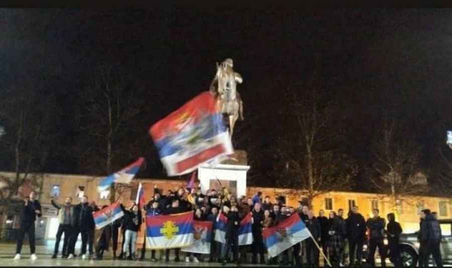 TROBOJKE, KOSOVO I SIRENE: Proslava nove crnogorske vlade bez crnogorske zastave