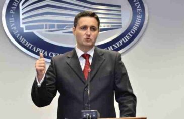Bećirović osudio napade na reisa: Dodik je najveći ratnohuškač, on je prijetio opkoljavanjem kasarni OS BiH