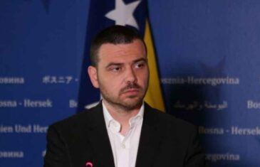 SAŠA MAGAZINOVIĆ UZBURKAO DUHOVE: “Siguran sam da je Denisu Bećiroviću ukradena pobjeda, Šefik Džaferović nije trebao sjediti u Predsjedništvu…”