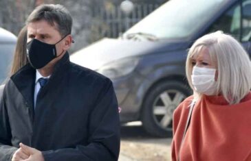 Ročište u aferi “Respiratori”: Novalić potpisao nabavku “malina respiratora”, pa pitao koji su stigli: Molim te provjeri još jednom…