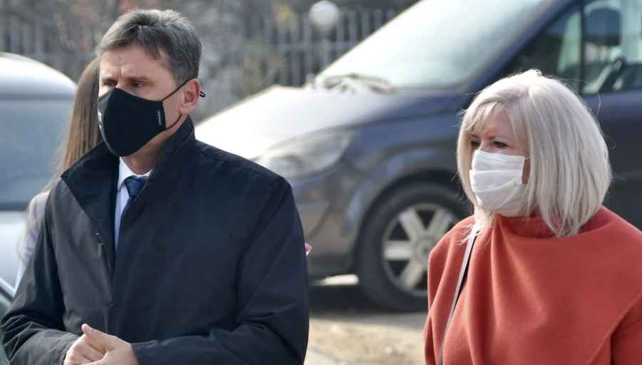 Ročište u aferi “Respiratori”: Novalić potpisao nabavku “malina respiratora”, pa pitao koji su stigli: Molim te provjeri još jednom…