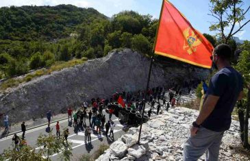 ANDREJ NIKOLAIDIS: “Vi ste, o gordi gospodari države a mizerna poslugo crkve, BOMBARDOVALI CETINJE ali niste nas pokorili…”