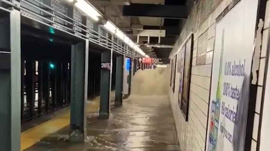 APOKALIPTIČNI PRIZORI IZ NEW YORKA: Grad je paraliziran, većina linija podzemne izvan funkcije, proglašeno izvanredno stanje