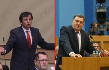 VUKANOVIĆ NAJAVLJUJE NOVU DRAMU: “Ovo je nevjerovatna kapitulacija pred mafijom, nastavljamo proteste…”