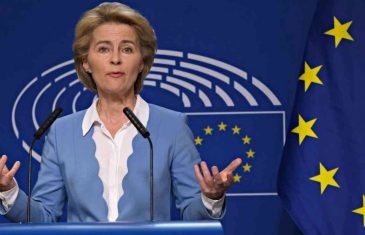 URSULA VON DER LEYEN NA UDARU KRITIKE: ‘Kako je licemjerna! Pazite, ona od Beča do Bratislave…”