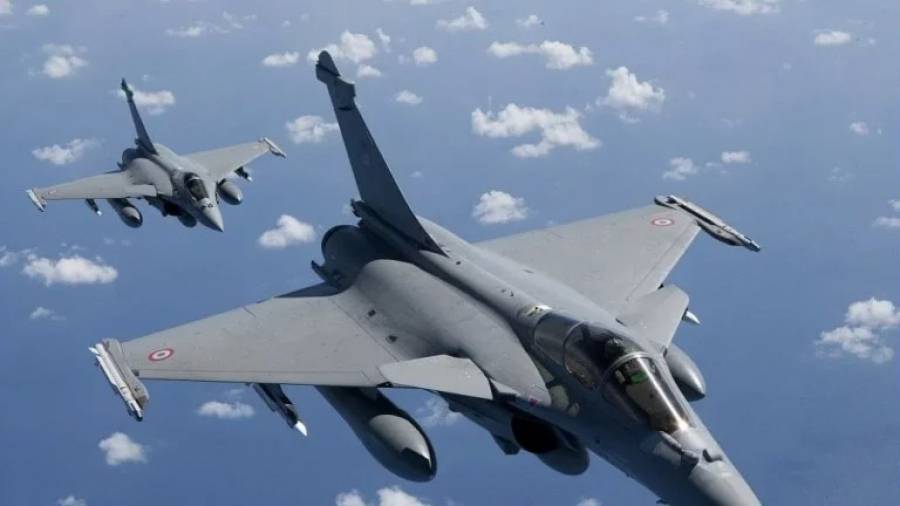 TEŽAK UDARAC ZA RUSIJU: Indonezija “teška srca” odustala od kupovine ruskih borbenih aviona, odlučili su se za…