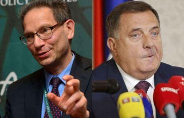 AMERIČKI PROFESOR CHARLES KUPCHAN TVRDI: “Sankcije mogu ohrabriti ljude oko Dodika da se distanciraju od njega”
