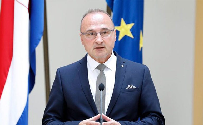 HRVATSKI ŠEF DIPLOMACIJE GORDAN GRLIĆ RADMAN: “Nećemo dopustiti da Hrvati ponovo budu meta javnih progona kao 1991….”