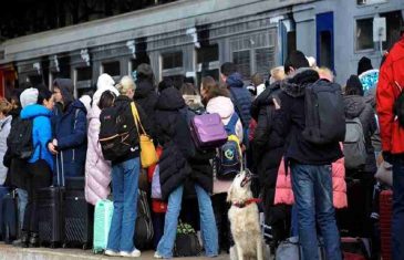 PRIHVAT IZBJEGLICA: Prvi specijalni vozovi sa Ukrajincima pristižu u Češku, više od…