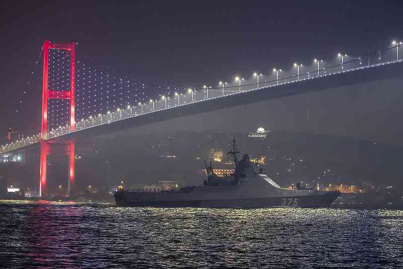 Erdogan zatvorio Bosfor i Dardanele za ratne brodove: Šta to znači i kako će Rusima pomrsiti planove