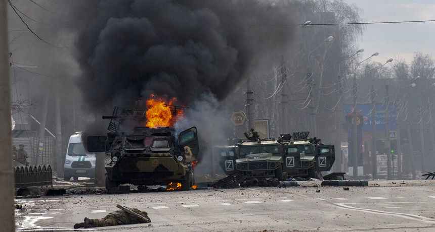 Fotografije uništenih ruskih vojnih vozila obilaze svijet…