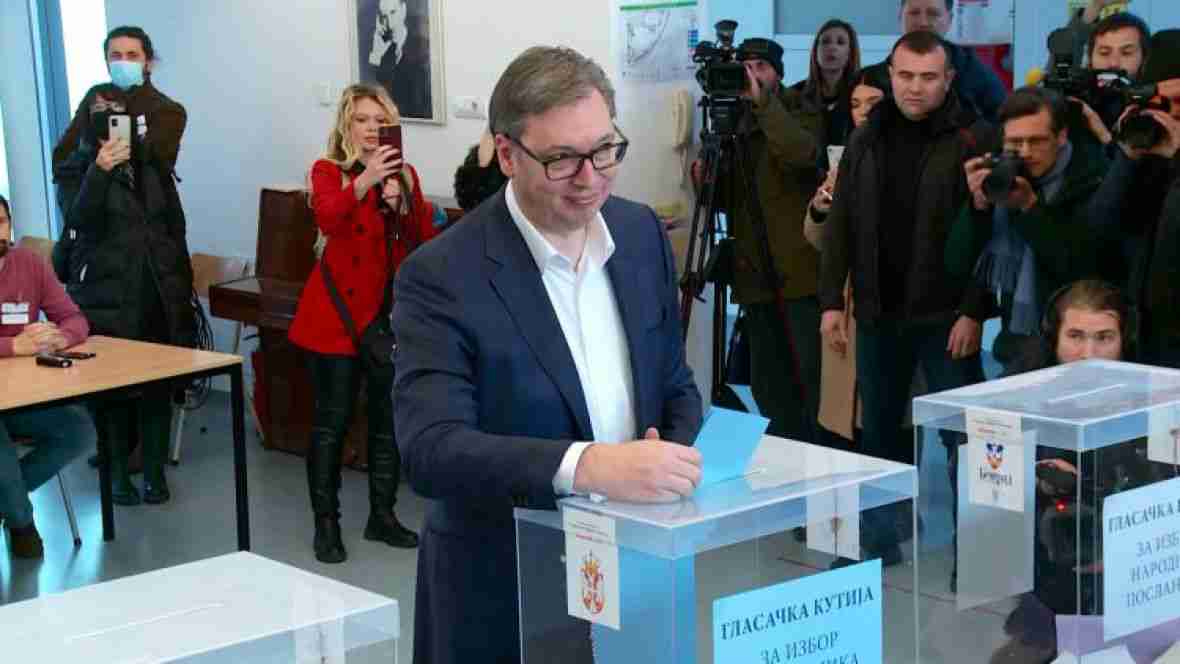 Svi predviđaju Vučićev trijumf, ali Srbiju čeka važna promjena: ‘Gotovo je najsramnije razdoblje…