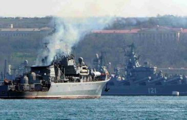 RAT UŽIVO: Rusi jačaju svoje položaje, bezuspješno jurišaju na Mariupolj, zastrašuju Bjeloruse, Ukrajinci slave – “Pogodili smo Moskvu”; ruski mediji priznali da gori brod…