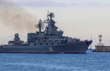 Rusi tuguju za potopljenom krstaricom Moskva. Bivši poslanik iznio strašne procjene o broju nastradalih